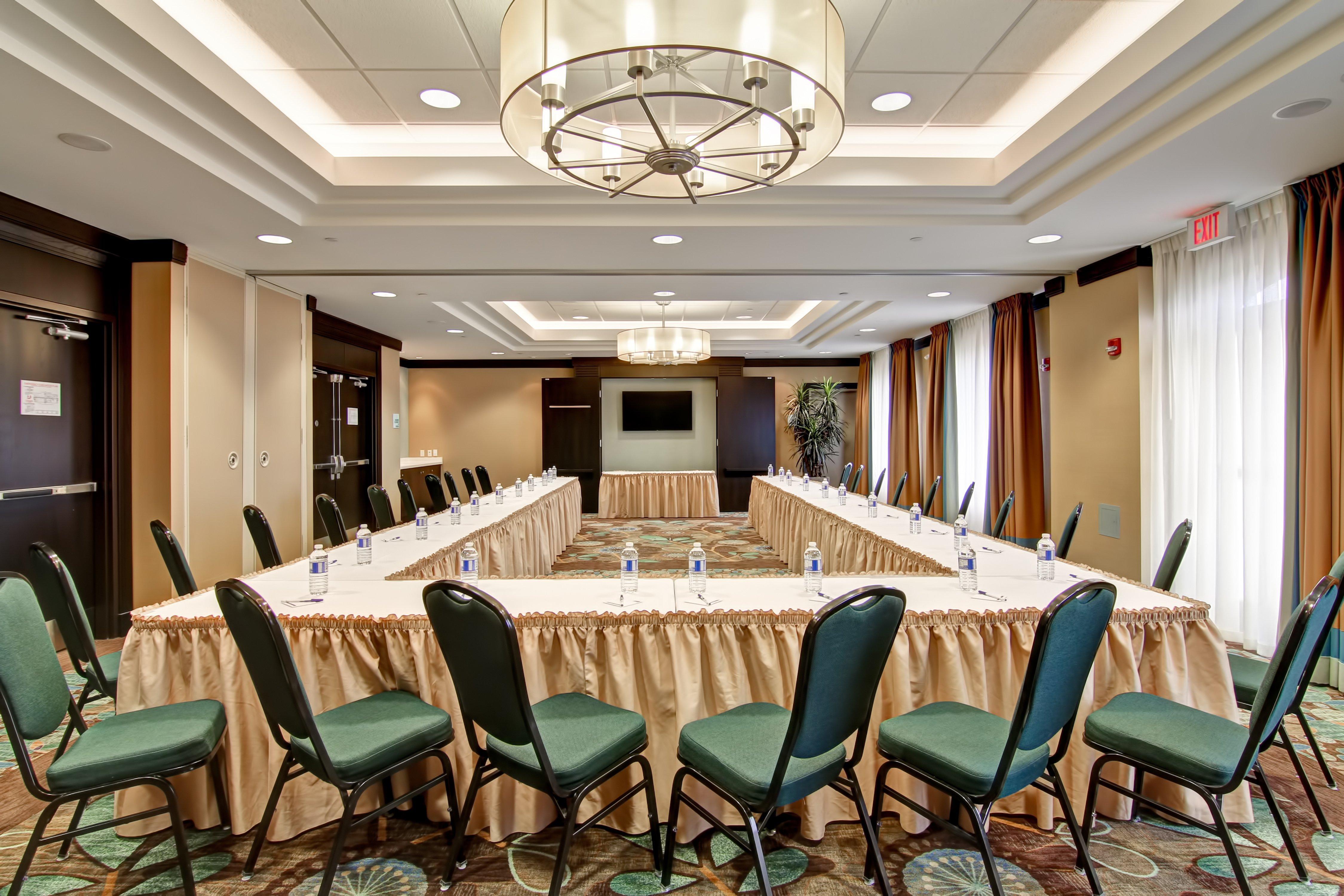 Holiday Inn Express Hotel & Suites Waterloo - St. Jacobs Area By Ihg Exterior foto